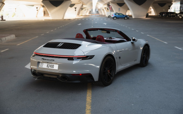  Silver Porsche 911 Carrera GTS Photo 4