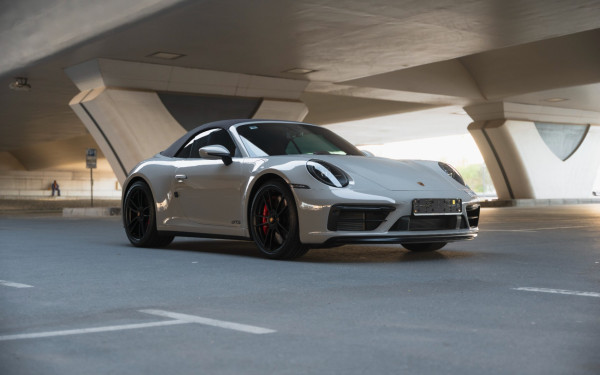  Silver Porsche 911 Carrera GTS Photo 8
