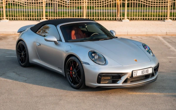 Porsche 911 Carrera GTS