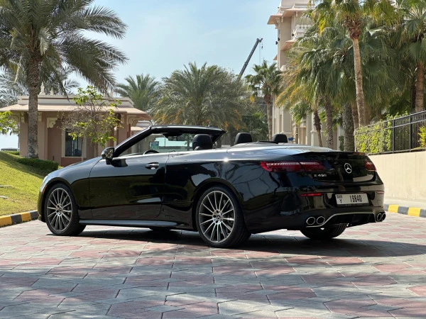  Black Mercedes AMG E450 convertible Photo 3