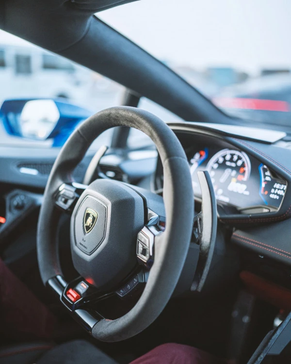  Blue Lamborghini Evo Spyder Photo 7