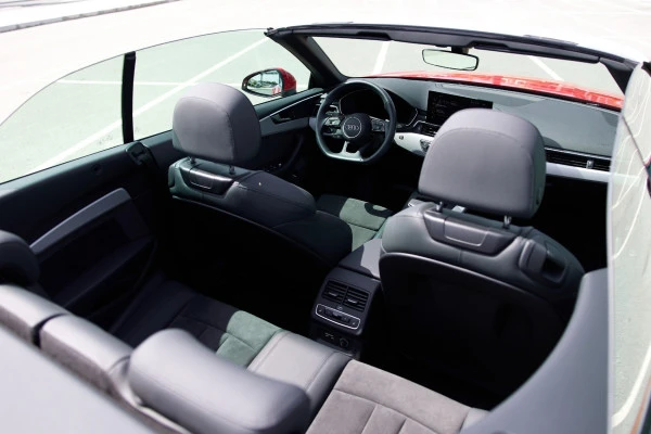  Red Audi A5 Cabrio Photo 3