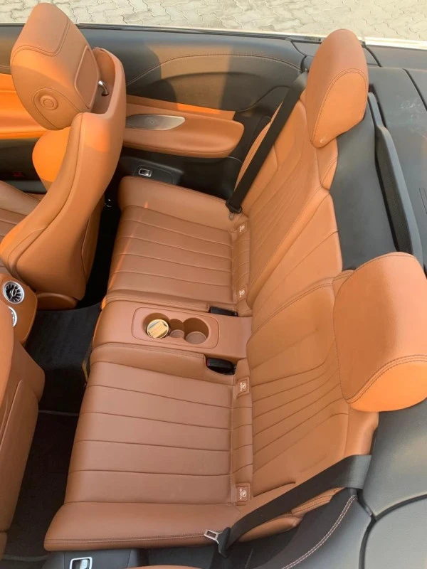  Red Mercedes E450 cabrio Photo 4